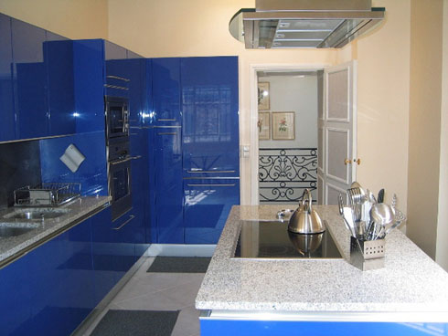 Синий цвет в дизайне кухни