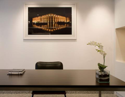Дизайн интерьера офиса риелторской компании 